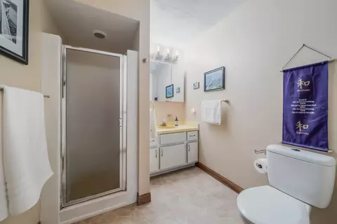 Bath - 3616 W Heritage Ave, Appleton, WI 54914 photo 1 of 3