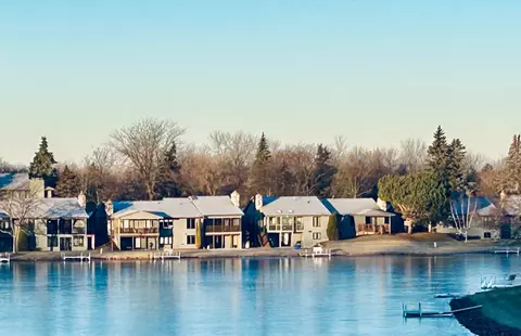 1710 Lake Largo Dr, Green Bay, WI 54311