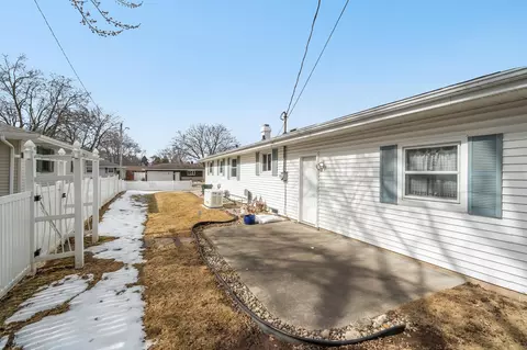 2601 E Henry St, Appleton, WI 54915 photo 24