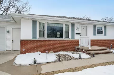 2601 E Henry St, Appleton, WI 54915 photo 2