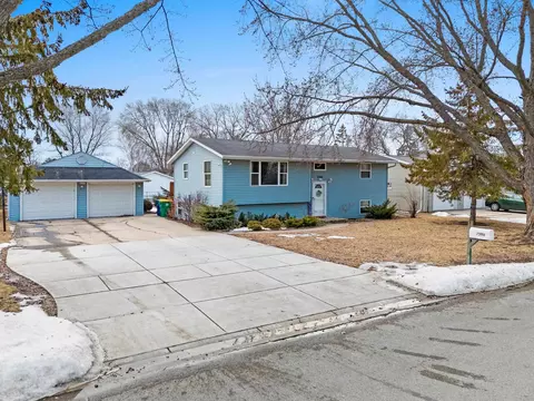 2398 Hampton Ave, Green Bay, WI 54311