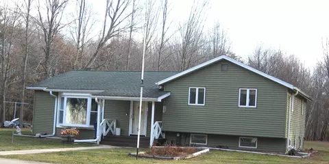 n6996 Springbrook Road, Cecil, WI 54111