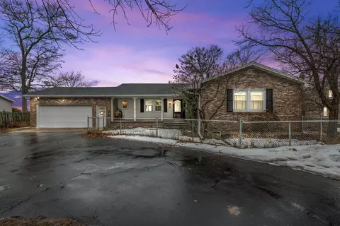 n1898 Shore Drive, Marinette, WI 54143
