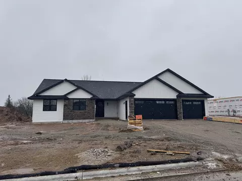 1353 Shelby Ln, De Pere, WI 54115