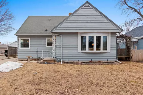 1346 Minahan St, Green Bay, WI 54303