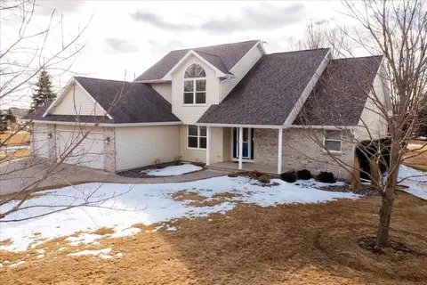 4073 Sand Pit Rd, Oshkosh, WI 54904