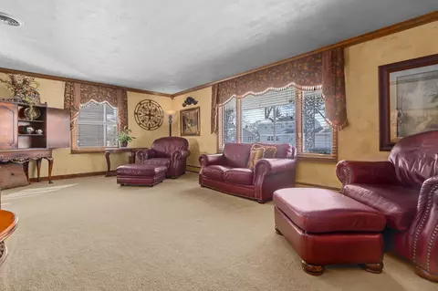 1908 N Eugene St, Appleton, WI 54911 photo 3