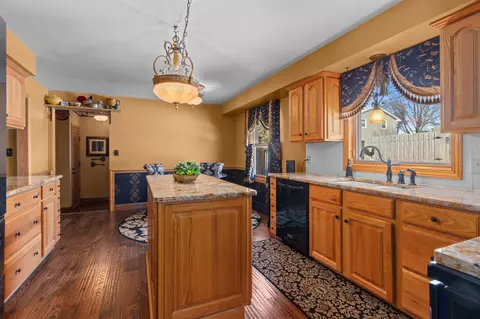 1908 N Eugene St, Appleton, WI 54911 photo 6