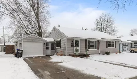 1007 W Glendale Ave, Appleton, WI 54914