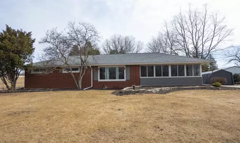 3436 County Rd W, Port Washington, WI 53074