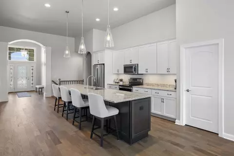 5657 N Kestrel Cir, Appleton, WI 54913 photo 4