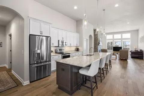 5657 N Kestrel Cir, Appleton, WI 54913 photo 6