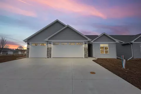 1890 N Margaret St, Appleton, WI 54913 photo 50