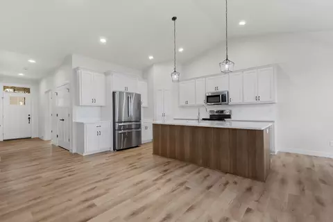 1890 N Margaret St, Appleton, WI 54913 photo 11