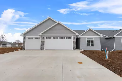 1890 N Margaret St, Appleton, WI 54913