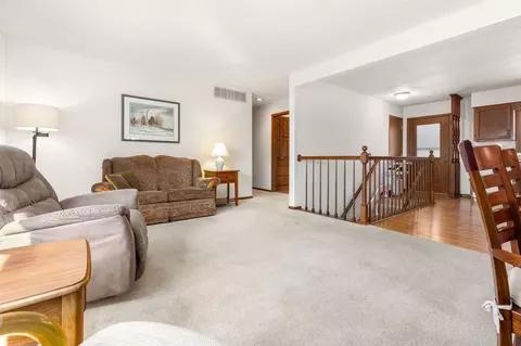 w2663 Brookhaven Drive, Appleton, WI 54915 photo 2
