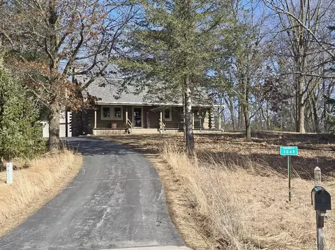 3048 Cabin Ct, Green Bay, WI 54313