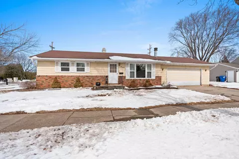 1030 W Lindbergh St, Appleton, WI 54914 photo 2