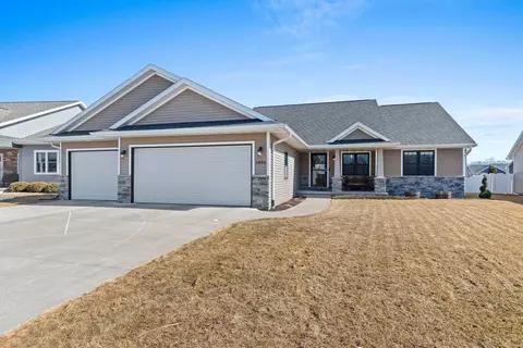 4854 N Thistle Ln, Appleton, WI 54915 photo 2