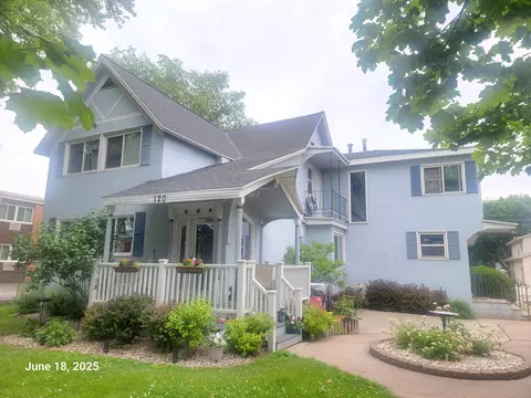 120 N Michigan St, De Pere, WI 54115