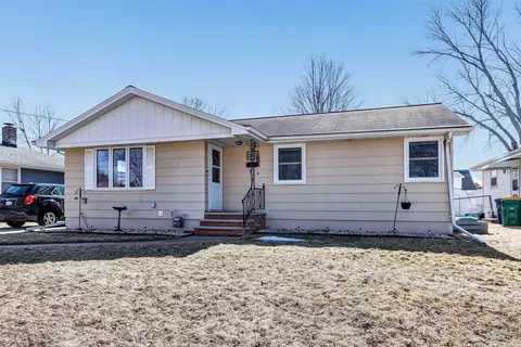 1900 Newberry Ave, Green Bay, WI 54302