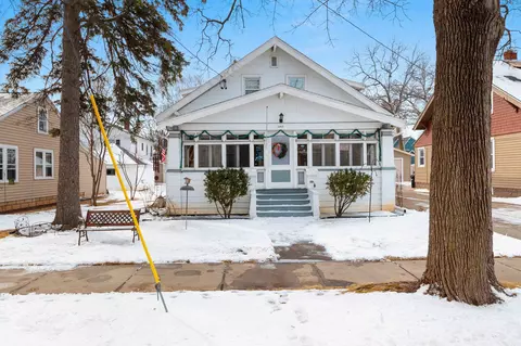 1009 W Winnebago St, Appleton, WI 54914
