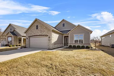 2447 E Glenhurst Dr, Appleton, WI 54913