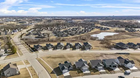 View/Area - 2447 E Glenhurst Dr, Appleton, WI 54913 photo 2 of 3