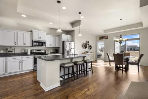 Kitchen - 2447 E Glenhurst Dr, Appleton, WI 54913 photo 2 of 4