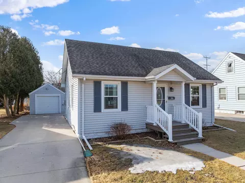 Exterior - 949 Adams St, Neenah, WI 54956 photo 1 of 9