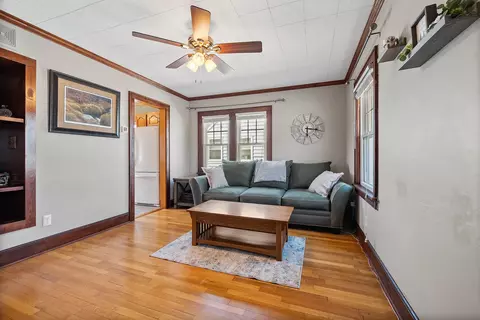 Living - 949 Adams St, Neenah, WI 54956 photo 1 of 3