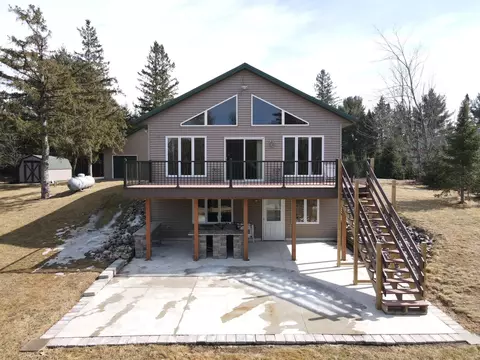 13469 Jazz Ln, Mountain, WI 54149