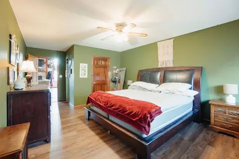 Bedroom - n3135 County Road S, Cascade, WI 53011 photo 3 of 7