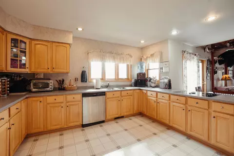 Kitchen - n3135 County Road S, Cascade, WI 53011 photo 2 of 4