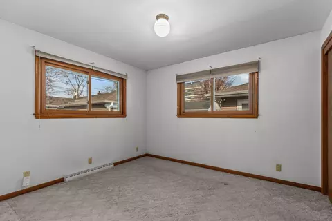 Bedroom - 1631 N Viola St, Appleton, WI 54911 photo 3 of 4
