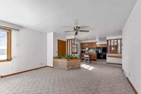 Living - 1631 N Viola St, Appleton, WI 54911 photo 2 of 4