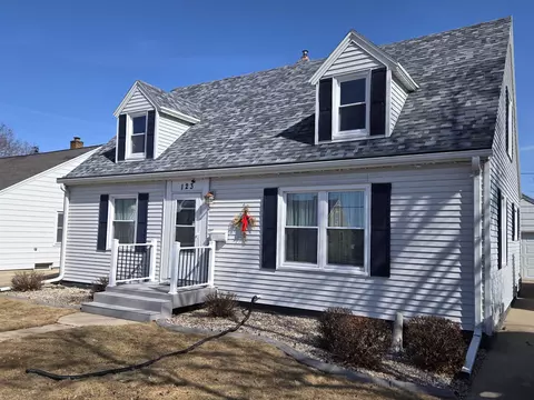 123 N Washington St, Kimberly, WI 54136