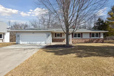 263 Alison Ct, Wrightstown, WI 54180 photo 3