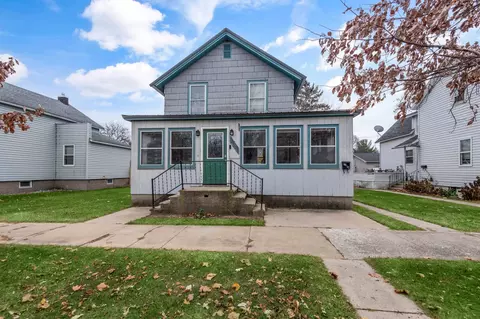 1419 Sherman St, Marinette, WI 54143