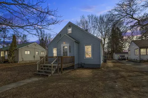 3908 13th St, Menominee, MI 49858