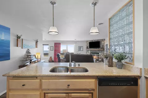 160 Summit Beach Dr #E, Algoma, WI 54201 photo 11