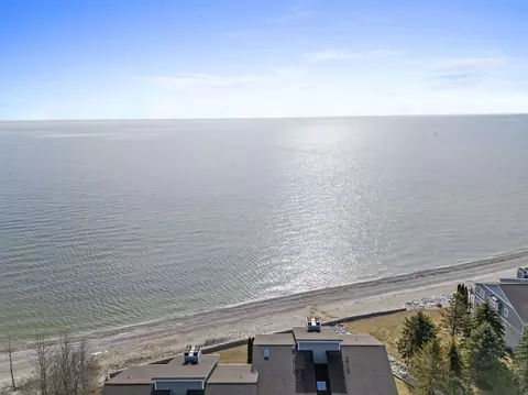 160 Summit Beach Dr #E, Algoma, WI 54201 photo 37