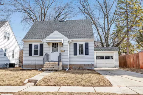 333 Oak Grove Ave, Green Bay, WI 54302