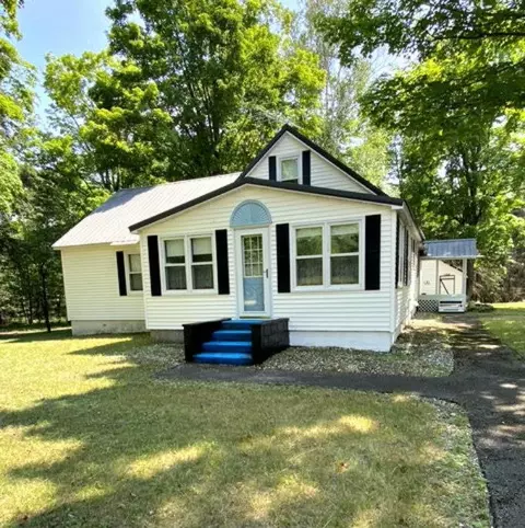 W4481 Oakwood Road, Carney, MI 49812