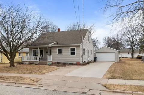 530 Cleveland Ave, Little Chute, WI 54140
