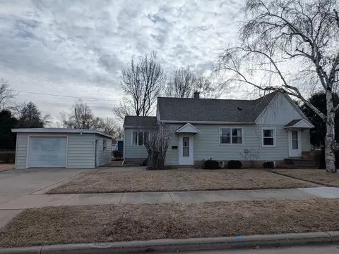 1854 Simpson St, Oshkosh, WI 54902