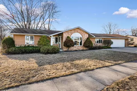 705 Sue St, Little Chute, WI 54140