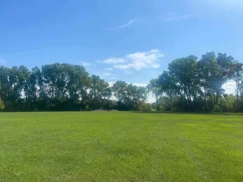 josslyn street, Oshkosh, WI 54902
