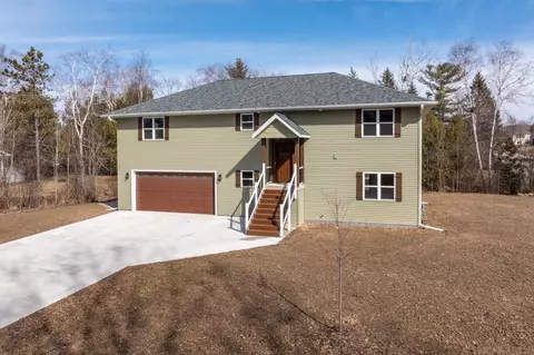 530 S 16th Pl, Sturgeon Bay, WI 54235