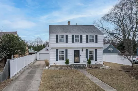 519 E Glendale Ave, Appleton, WI 54911